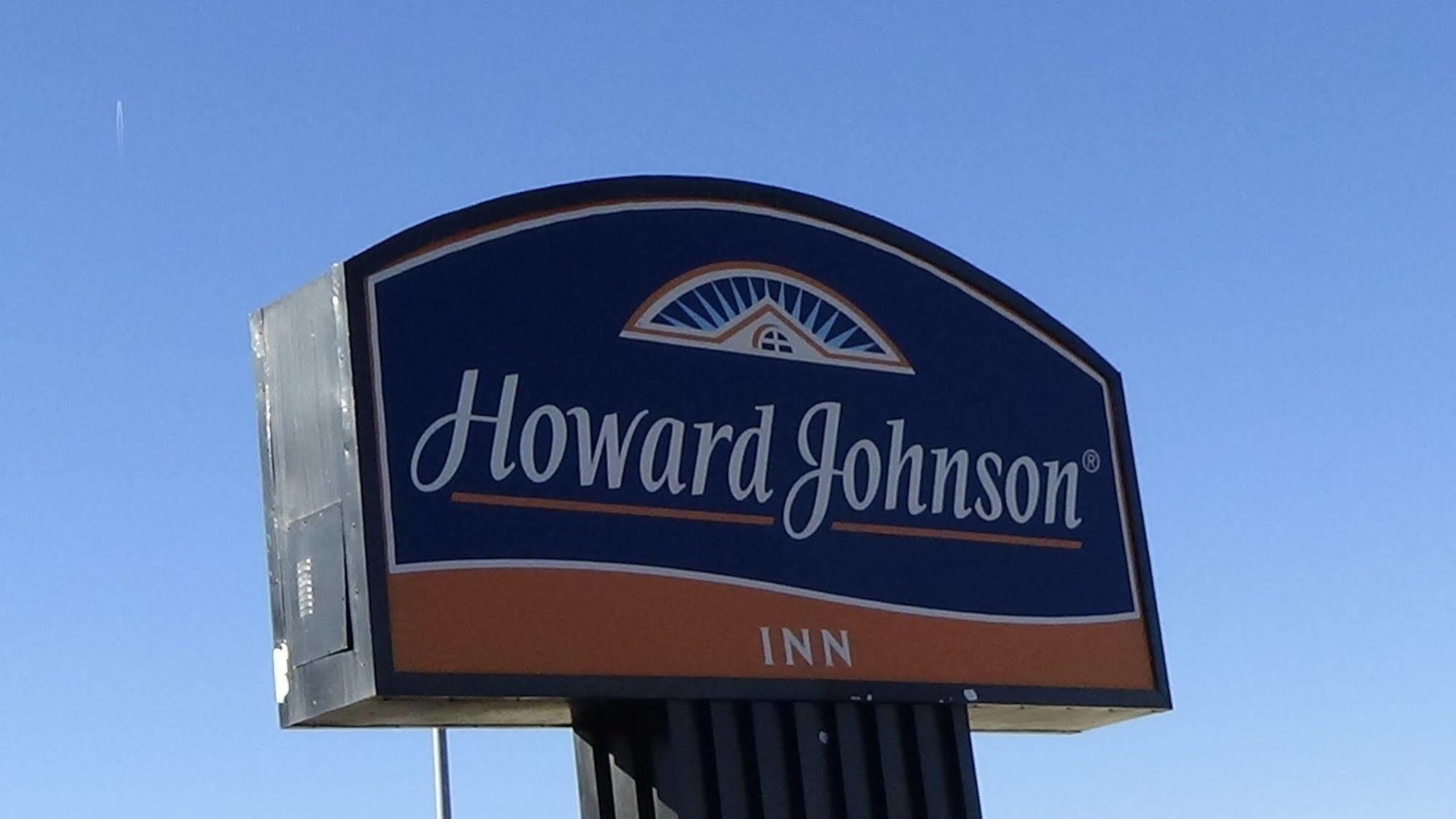 Howard Johnson By Wyndham Wichita Airport Exteriör bild